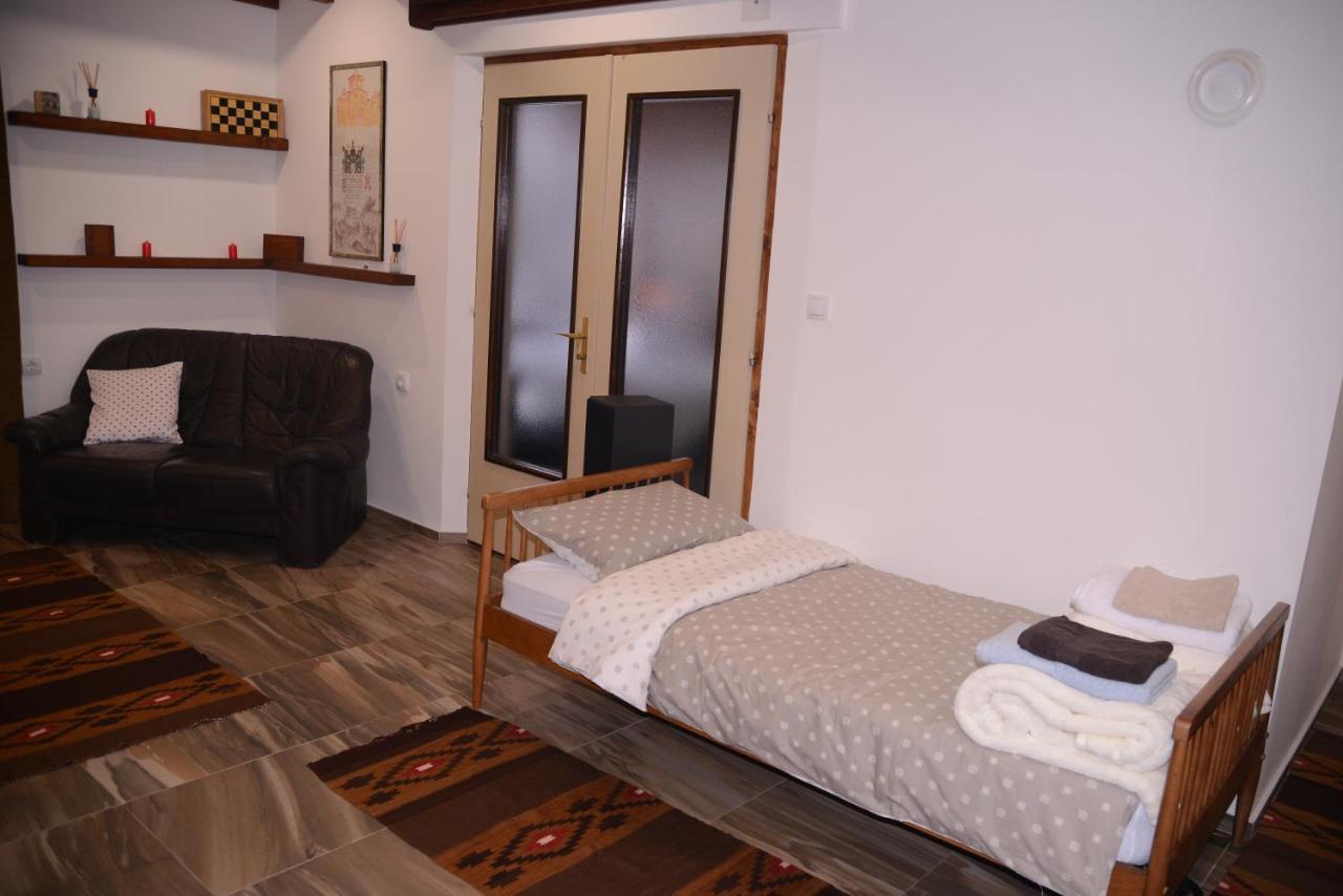 Vikend Kuca Maksimovic Villa Mataruska Banja Luaran gambar